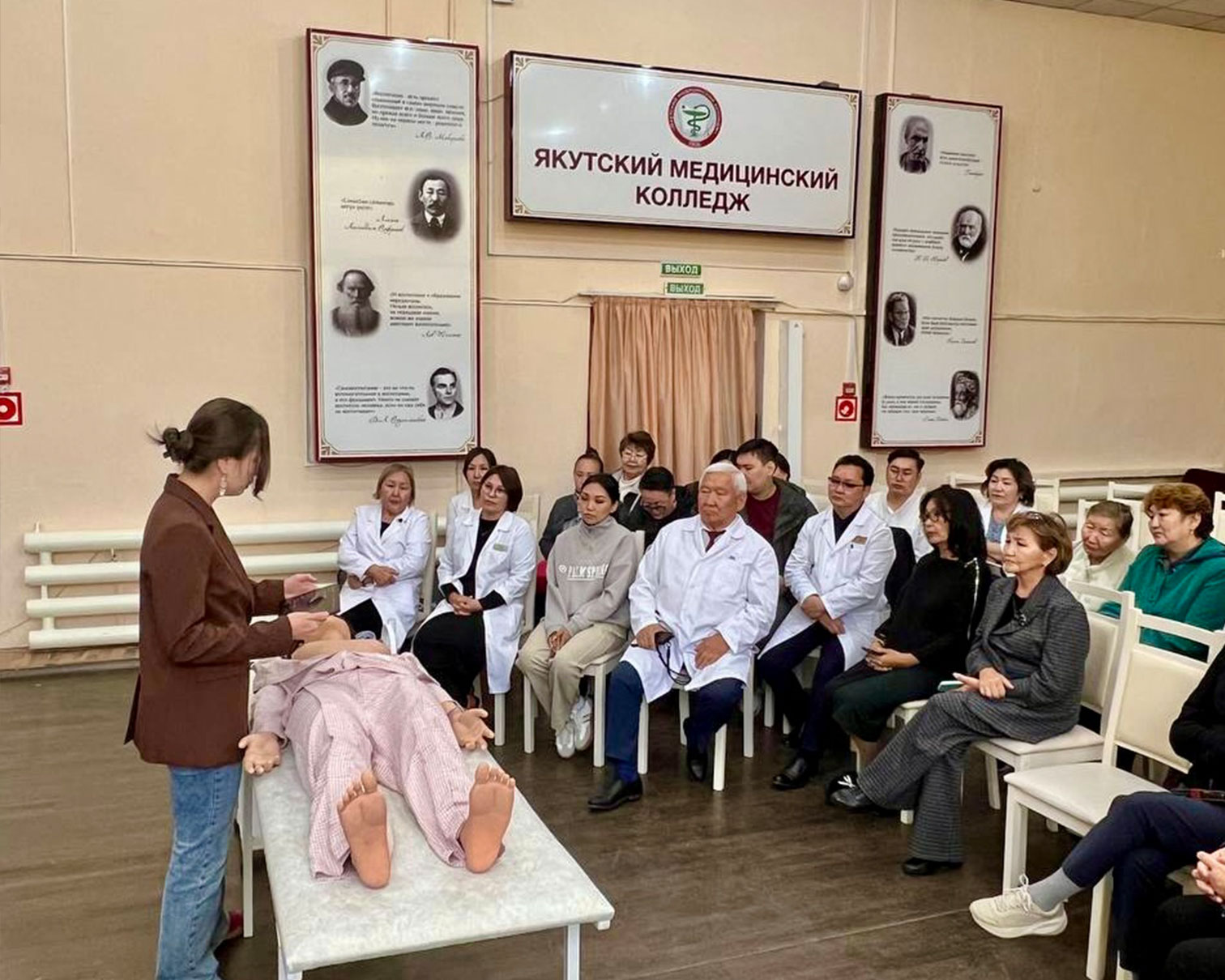 blog-Симулятор пациента Lisa ALS в Якутском медицинском колледже: от презентации к активному обучению студентов